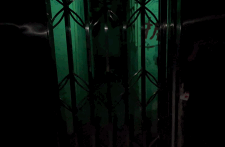 假期第一天,23岁小伙演了11遍中年大妈!有人因他一句话嚎啕大哭