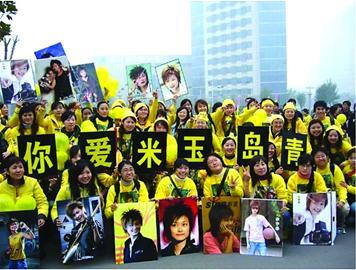 出道15年，李宇春仍旧超女