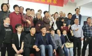 徐剑锋(徐剑锋认亲回家后，姐姐姐夫给弟弟买新衣服，生母离世成永久遗憾)