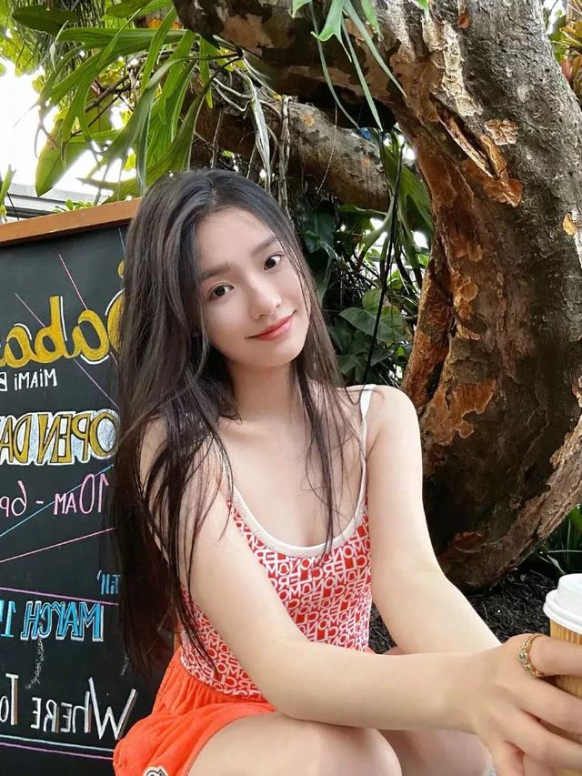 中国娱乐圈最清纯的女明星排行榜，第一名简直是美爆了！