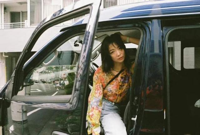 最会演野生美人的，齐溪算一位