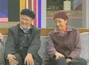 昨天今天明天小品(犀利小品《昨天今天明天》：讽刺与幽默并存的时代镜像)