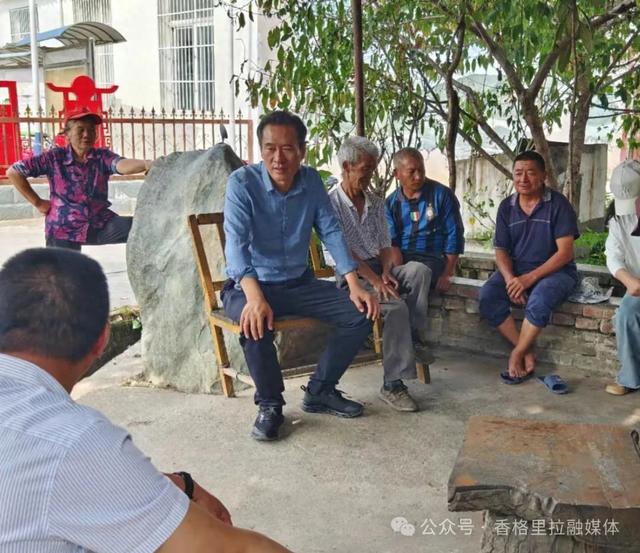 杨梓江到上江乡宣讲党的二十届三中全会精神