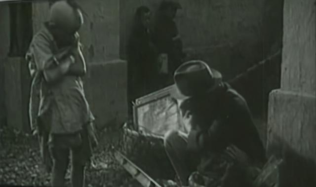 王龙基：国产电影首个童星，第一代三毛的扮演者，如今怎么样了？