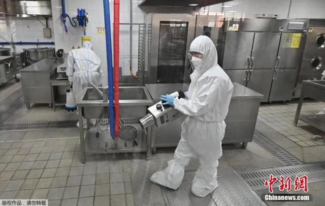 特朗普称美病例数领先是“荣誉勋章”中东多国加强防疫