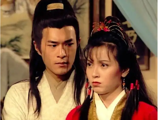 神雕侠侣：杨过不可能爱郭芙！他对黄蓉的复杂感情才最一言难尽