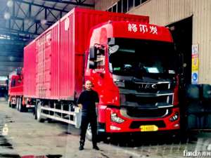 谢老板(甩箱一年省300万元？福建谢老板30辆车都换甩箱了)