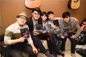 苏打绿成员(感动苏打绿时隔三年合体 演唱《他夏了夏天》)