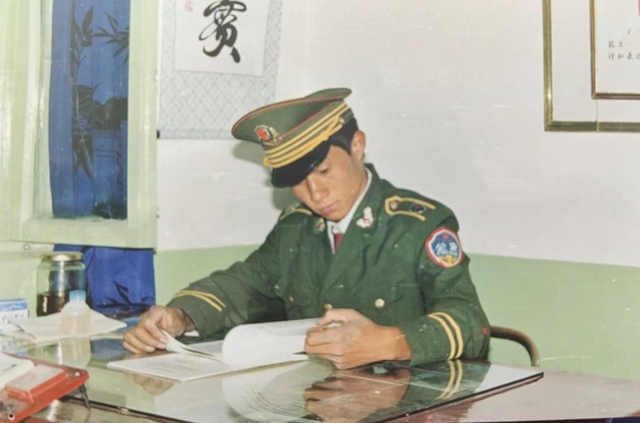 【警察节致敬英模】郑杰：儿子与我终于成了朋友