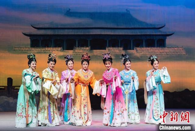 现代黄梅戏“看家人”袁媛：黄梅戏魅力在于一直创新