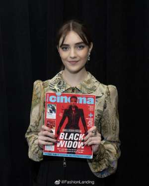 塔莉娅莱德(塔莉娅·莱德气质亮相，印花衬衫+高腰裤，很有时尚感)