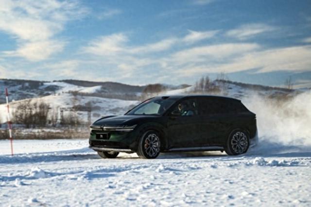 撒狗粮专用！两款豪车助你情人节高调炫爱