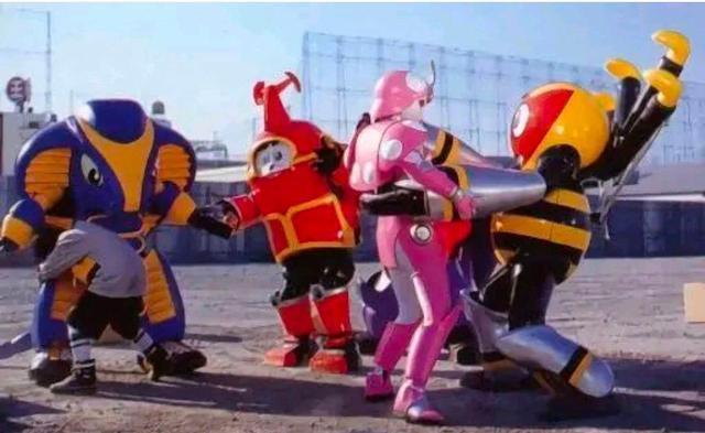 十多年过去了，才知老爸陪我看《铁甲小宝》的原因，铁皮误人啊