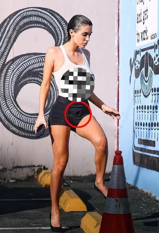 侃爷夫妇开始闹离婚？格莱美一脱后，比安卡终于受不了了？