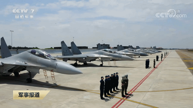 央视曝光，歼-16战斗机“神技”，电影《壮志凌云》剧情成现实？