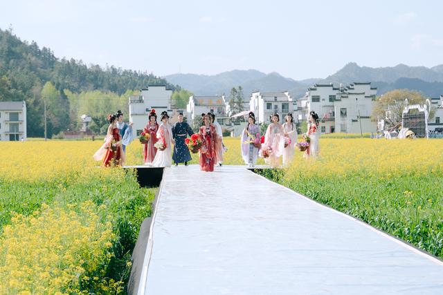 春风五千里，安徽休宁依托摄影产业催生摄影经济