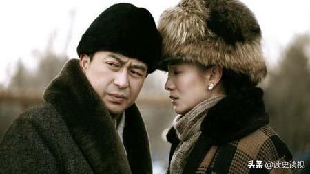 张嘉译四部谍战剧：《告密者》《借枪》乘《秘密列车》过《悬崖》