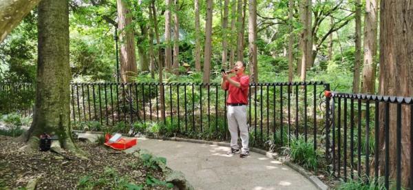 中山公园“隐秘的角落”，有着上海阿姨爷叔的音乐江湖