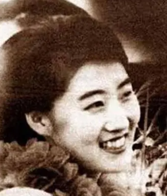 朝鲜“太后”,却是日本制造!金正恩身后的神秘女人:高英姬