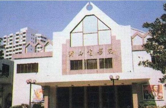 新中国诞生后上海新建的首家影院，是否留下过你的回忆？