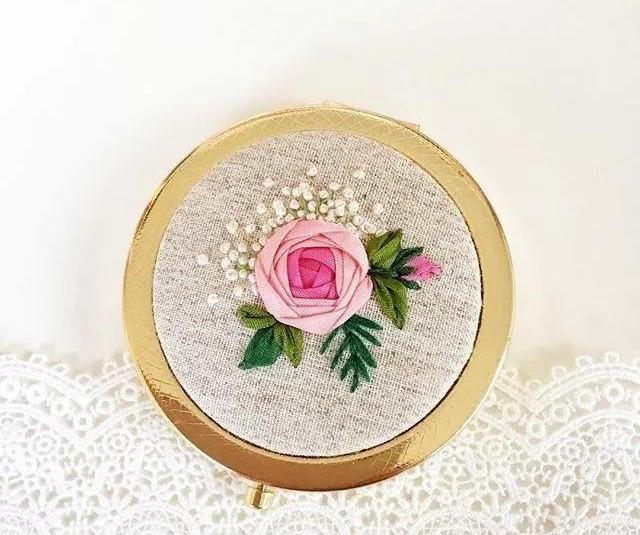 美不胜收的丝带绣,会不会针法都可学会,快收藏!附7款花叶针法