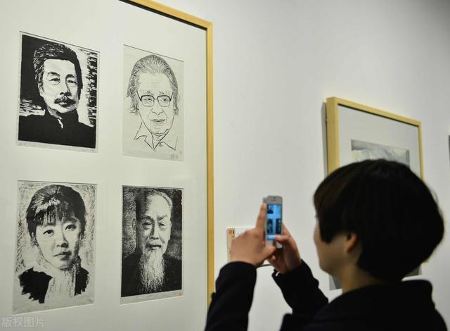 《只得一生》献给萧红，《海上花》写尽柔情，华语音乐的灯塔