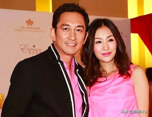 港星郭晋安被曝离婚前转移财产，老夫少妻维持不易，结局多半唏嘘