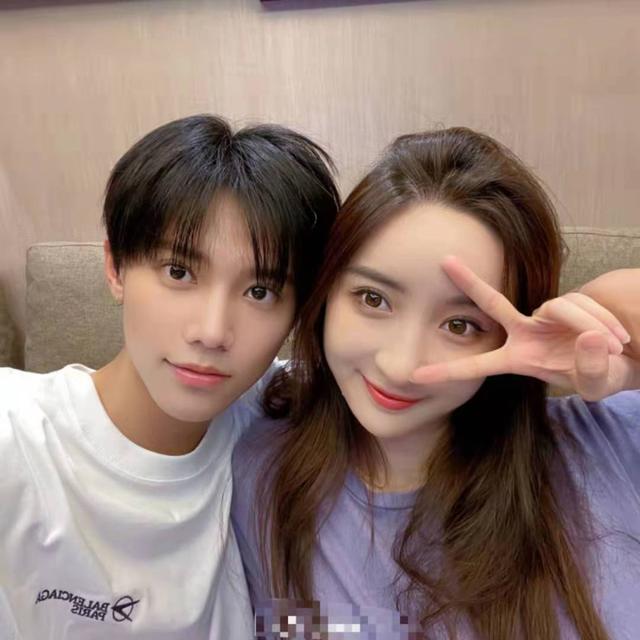 千万粉网红遭前任曝黑料!PUA致女方重度抑郁,还劈腿未成年同性