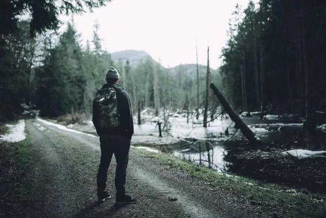 夜读|别人的嘴,自己的路