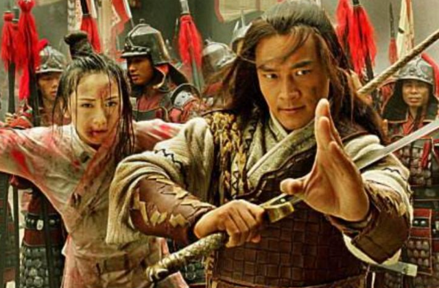 给宝剑起名字只服梁羽生，梁羽生笔下的十大名剑，金庸也写不出来