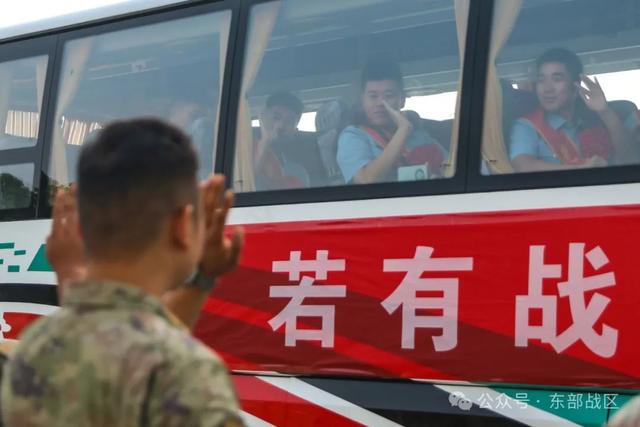 最后一道军令：送战友！