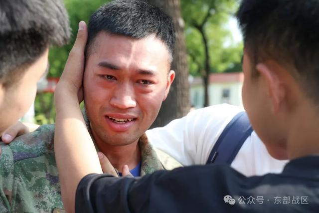 最后一道军令：送战友！