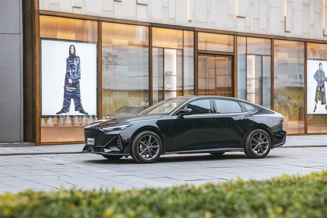 这4台全新车2022年会是爆款?便宜的10来万