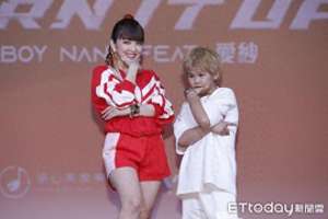 爱纱(大嘴巴解散8年　爱纱被问合体正面回应：目前没可能)