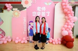 张嘉慧(昔日师生变同事 诠释“长大后我就成了你”)