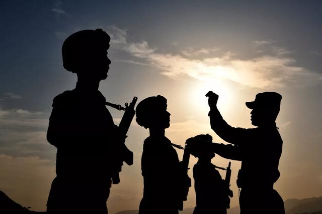 【起床号】11月6日，早安！歌曲《一二三四歌》