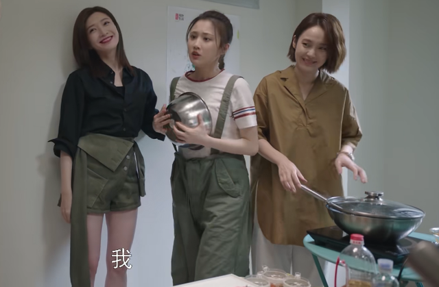 《欢乐颂3》演员的身高：江疏影168，张佳宁167，李浩菲我没想到