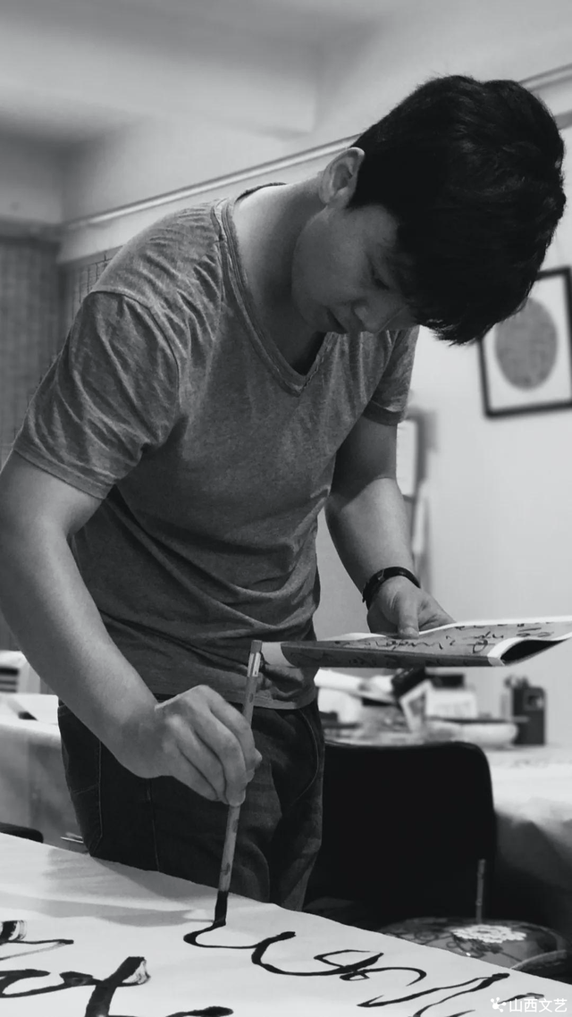 孙鹏飞：深研经典，艺文并重