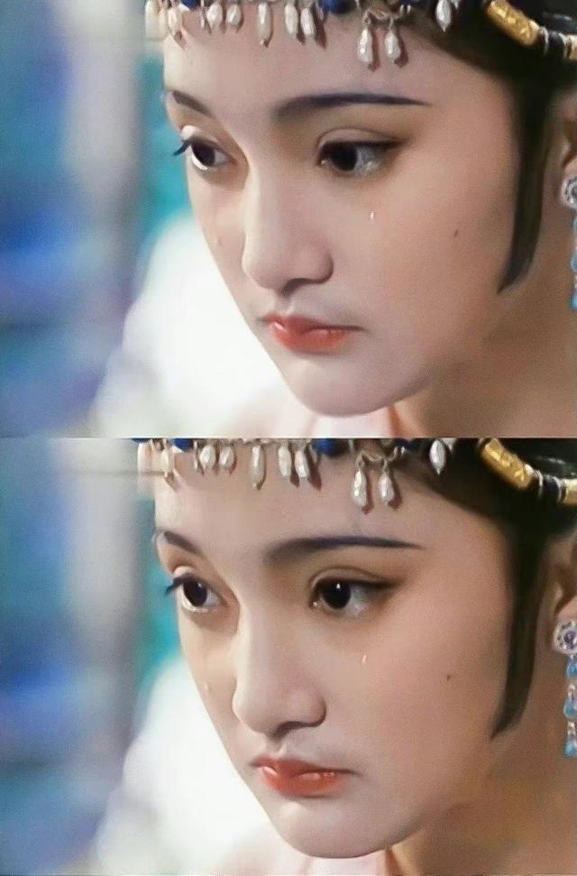 17岁的周迅，像个小精灵，粉嘟嘟的脸蛋好萌