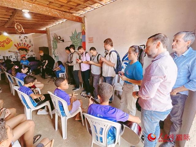 人民日报和巴西媒体联合采访拉开序幕