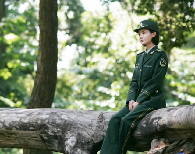 《特战荣耀》结局：郭笑笑踹艾千雪的那一脚，让她“羞耻”了一生