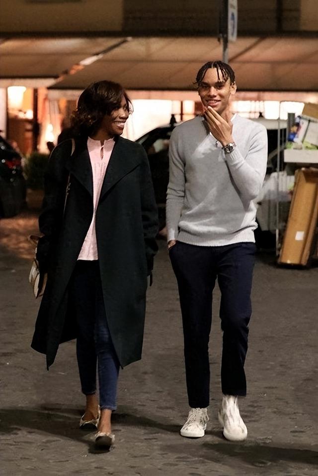 摩纳哥亲王重口味:爱上大嘴空姐,承认私生子,夏琳王妃被她打败