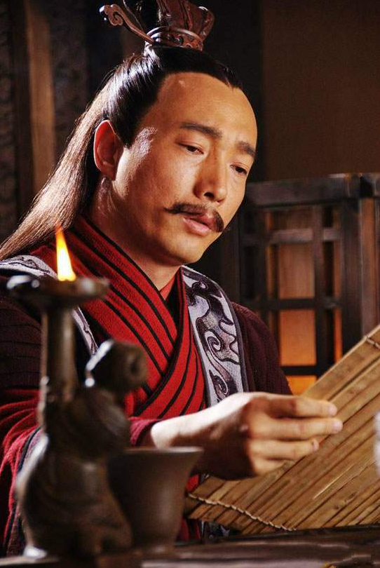 他是曾黎前男友,被韩国美女倒追,从机修工到影帝的他有何魅力?