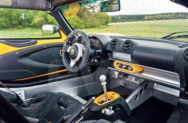 全面轻量化 试驾路特斯Elise Sprint 220｜evo先锋试驾