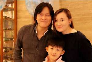 张静(演员杨志刚：娶小师妹张静，每月工资都上交，如今他过得怎么样？)