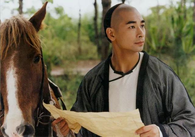 金庸去世一周年:年岁渐大,再读金庸,渐渐意识到那个武侠世界的幻梦本质,但甘愿沉溺其中