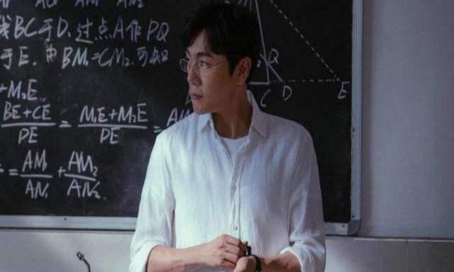 光帅有什么用，还得看智力：《神探伽利略》中的福山雅治告诉你