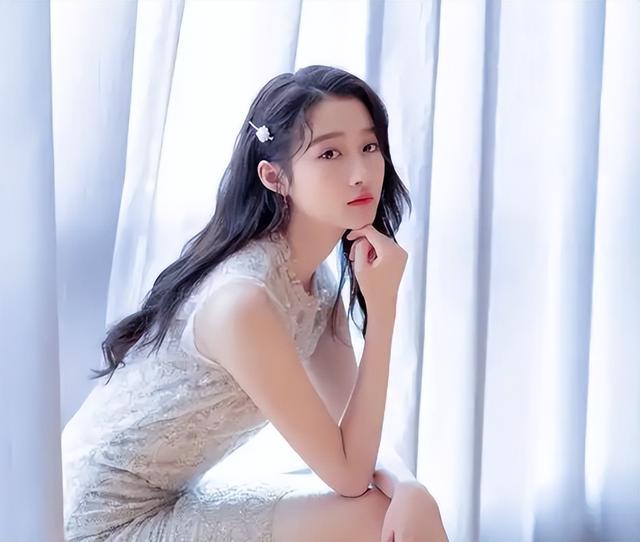 大佬也不敢招惹的3位女星，个个背景深厚，关晓彤根本不算什么