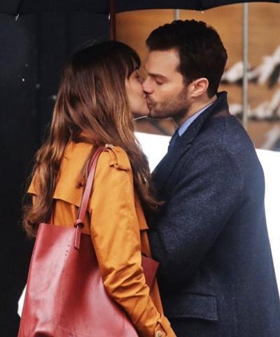 《五十度灰》续集高清无码路透照来了，未成年请慎点！