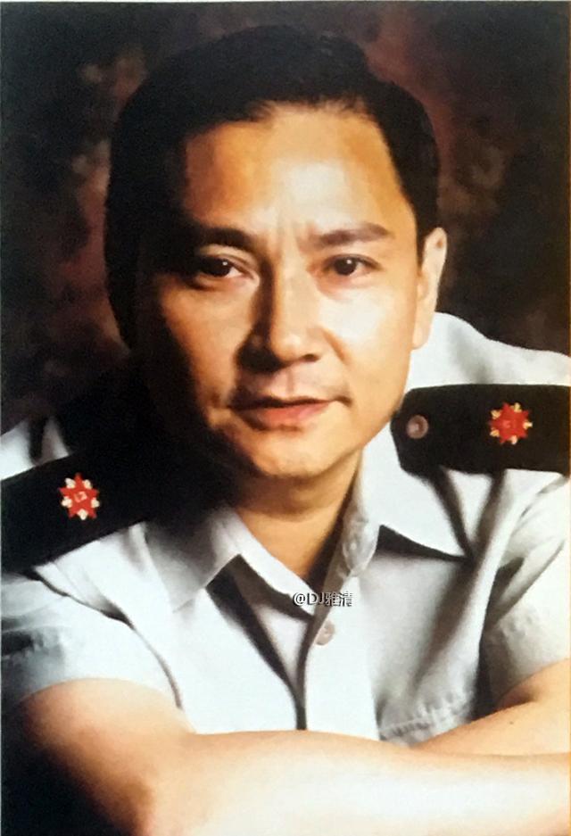 历届金鸡奖影帝名单，33位都是实力派演员，但好多大家并不熟悉